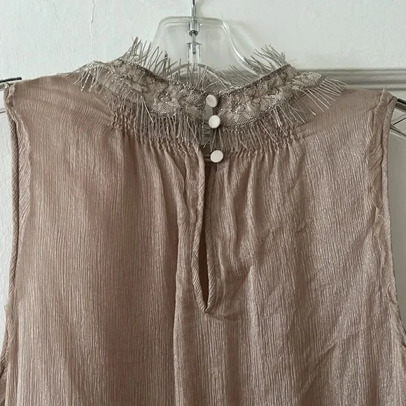 Theory mock neck sleeveless blouse in dusty rose pink - Picture 3 of 5